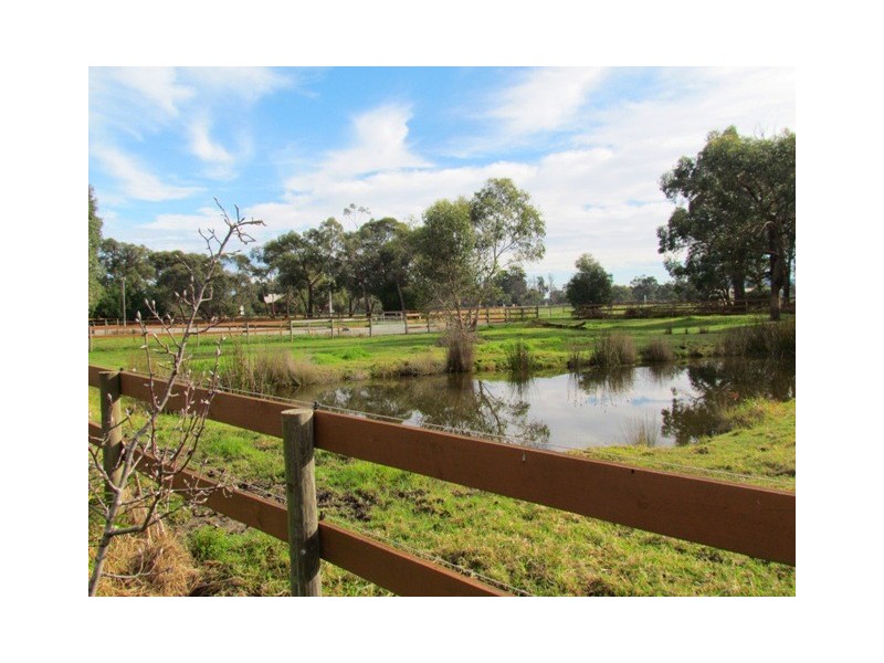 90 O’Neill Road, Longwarry VIC 3816