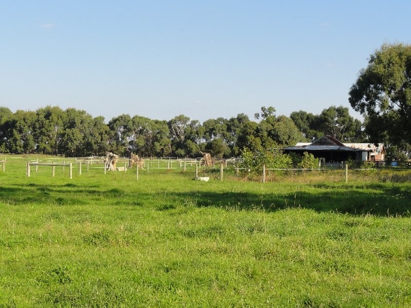85 Rathjens Rd, Bennison VIC 3960