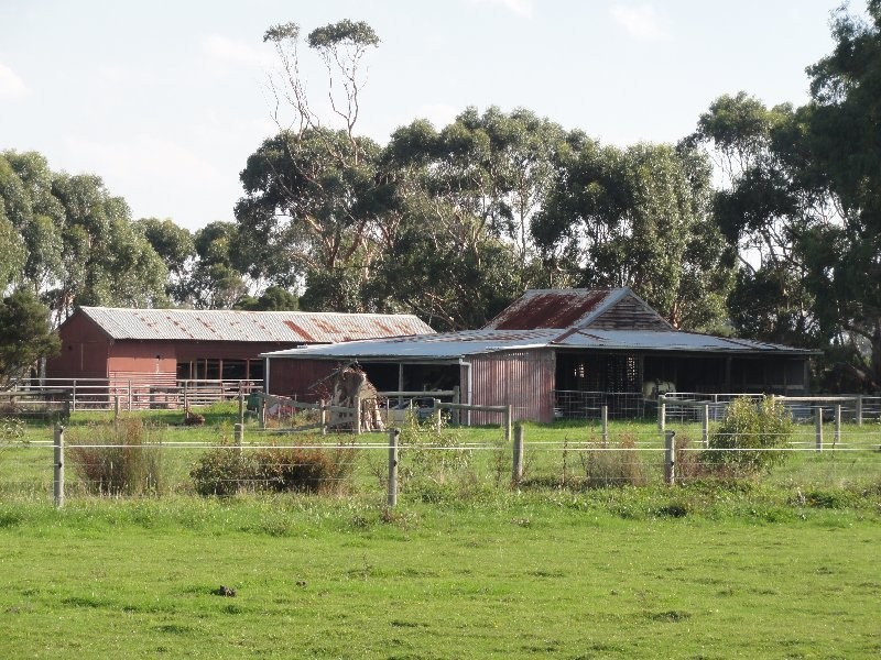 85 Rathjens Rd, Bennison VIC 3960