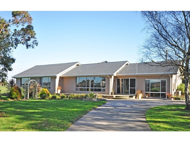 85 Cross Road, Leongatha South VIC 3953