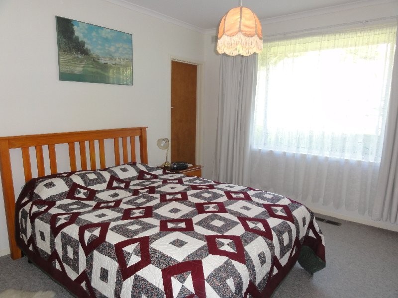 15 Winchester St, Foster VIC 3960