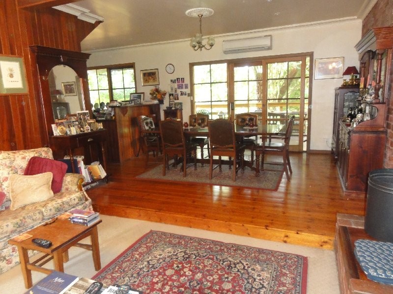 2 Allan Crt, Foster VIC 3960