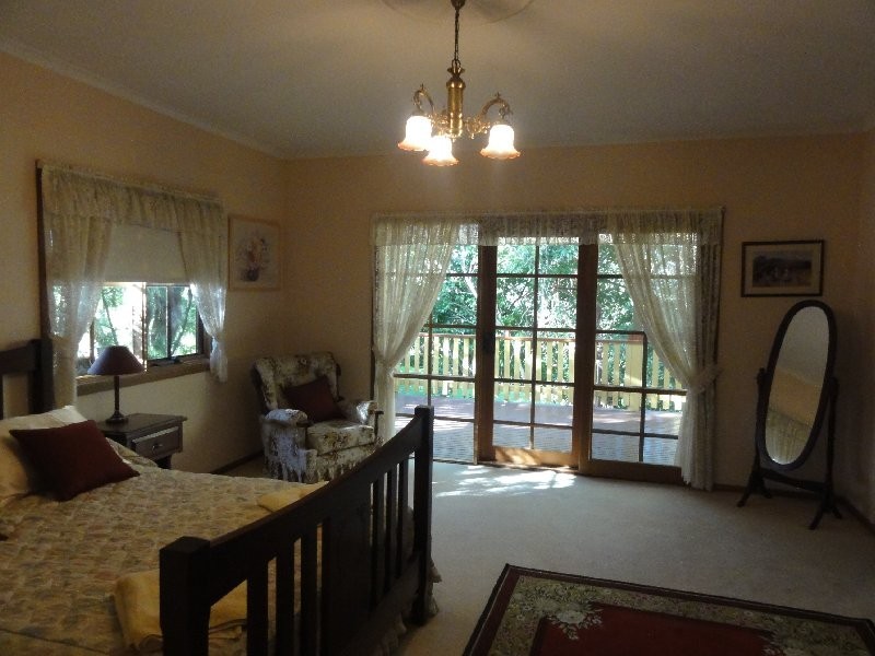 2 Allan Crt, Foster VIC 3960