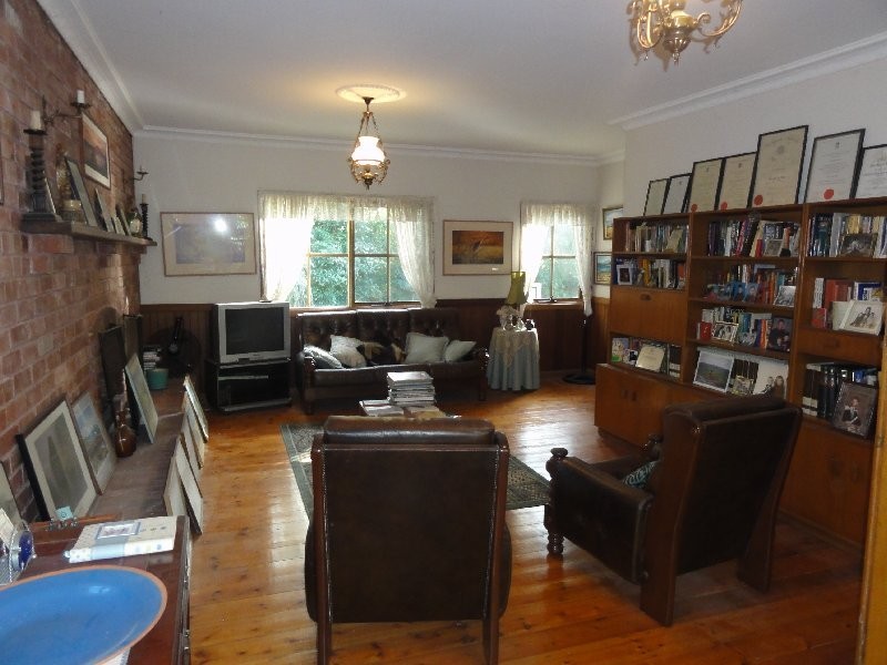 2 Allan Crt, Foster VIC 3960