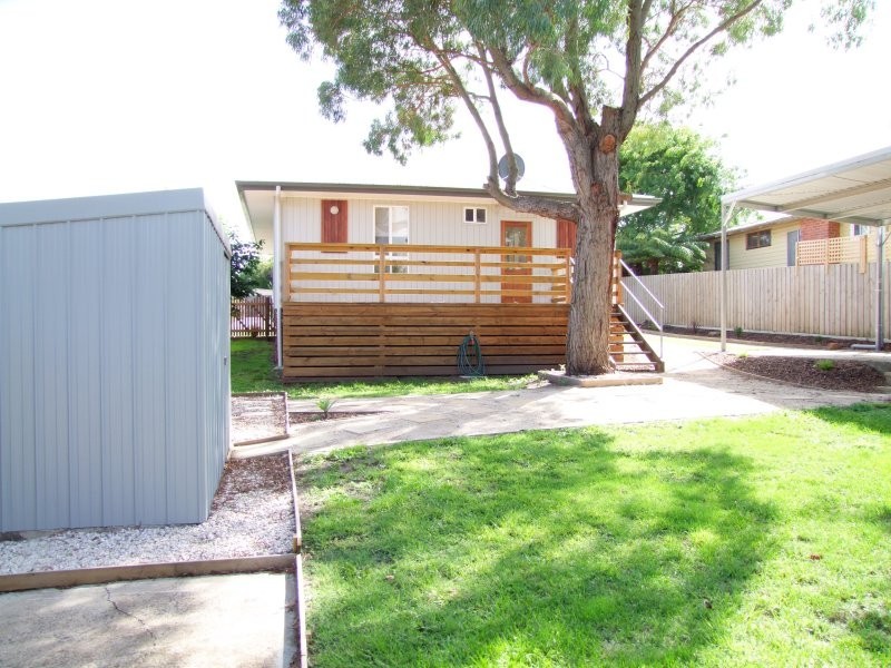 14 Owen Street, Leongatha VIC 3953