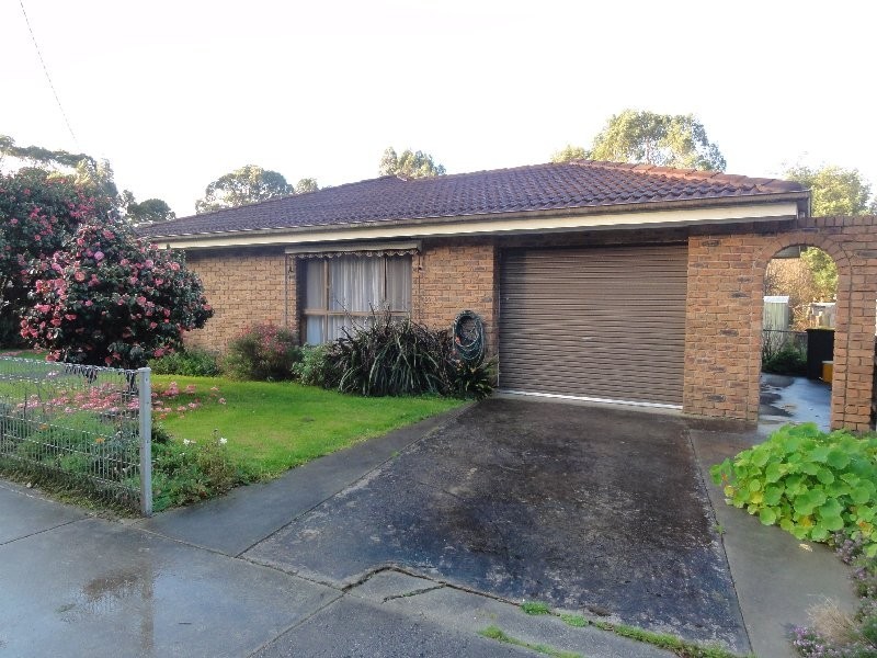 49 Pioneer St, Foster VIC 3960