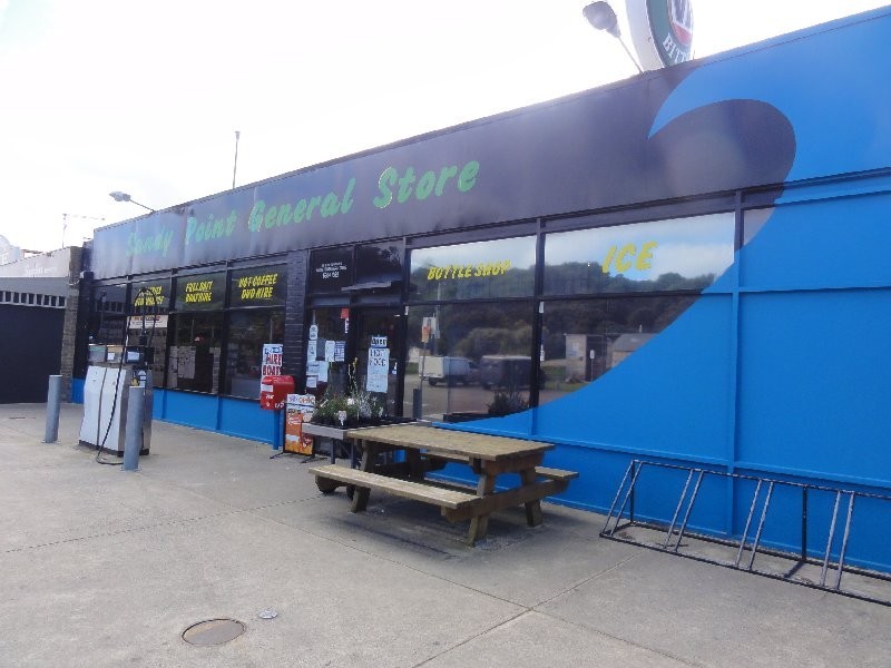 107 Beach Pde, Sandy Point VIC 3959