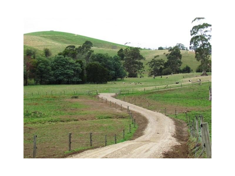 Cnr Porters and Mountain View Rd, Poowong East VIC 3988