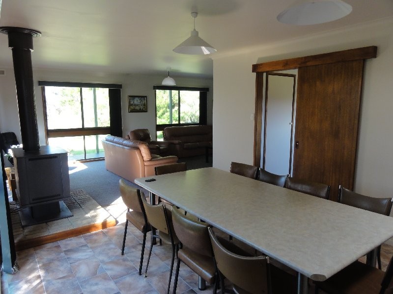 4-6 Wattle Crt, Sandy Point VIC 3959