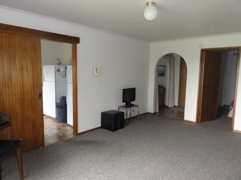 4-6 Wattle Crt, Sandy Point VIC 3959