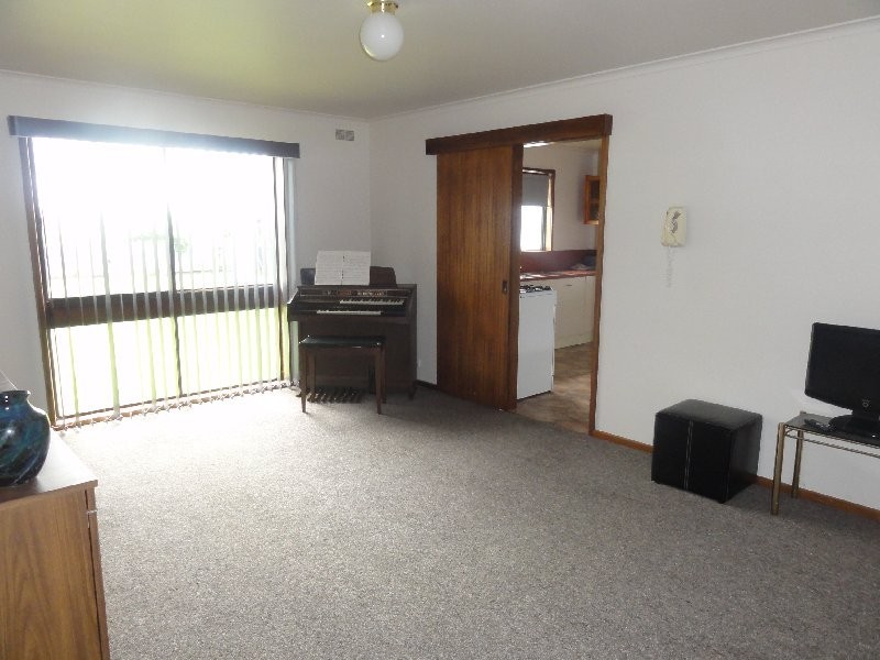 4-6 Wattle Crt, Sandy Point VIC 3959