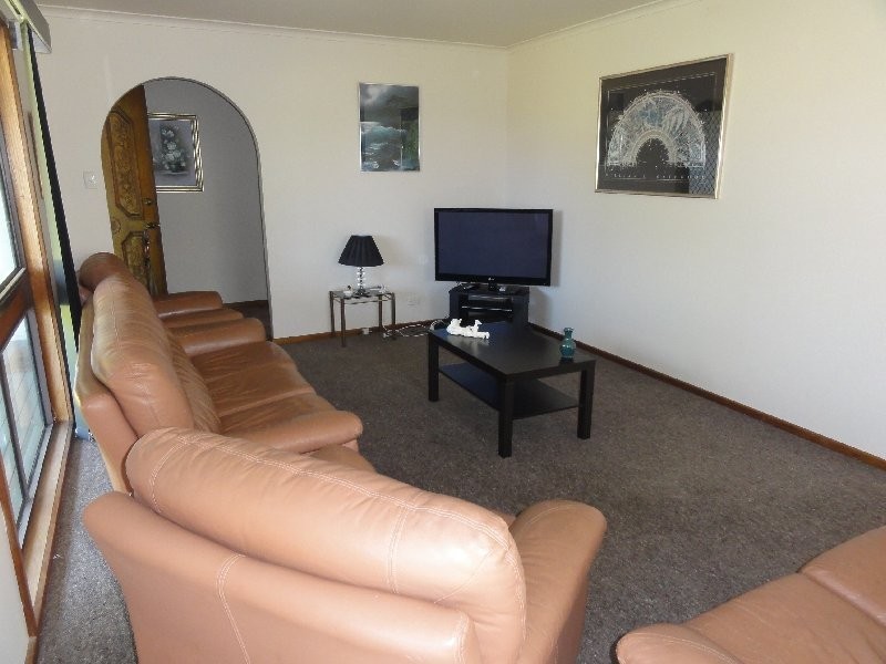 4-6 Wattle Crt, Sandy Point VIC 3959