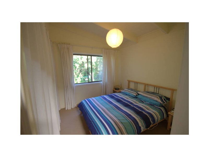 12 Banksia Ave, Sandy Point VIC 3959