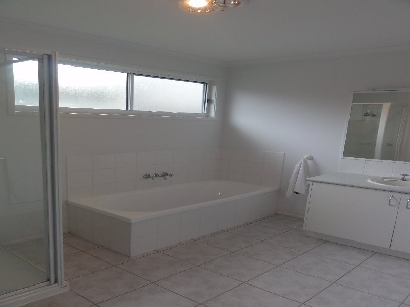 10A Toora Rd, Foster VIC 3960