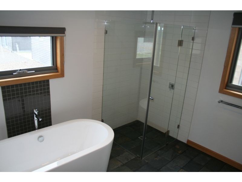 7 Aqua Court, Sandy Point VIC 3959