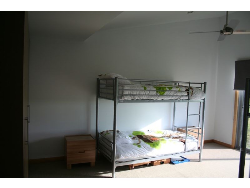 7 Aqua Court, Sandy Point VIC 3959