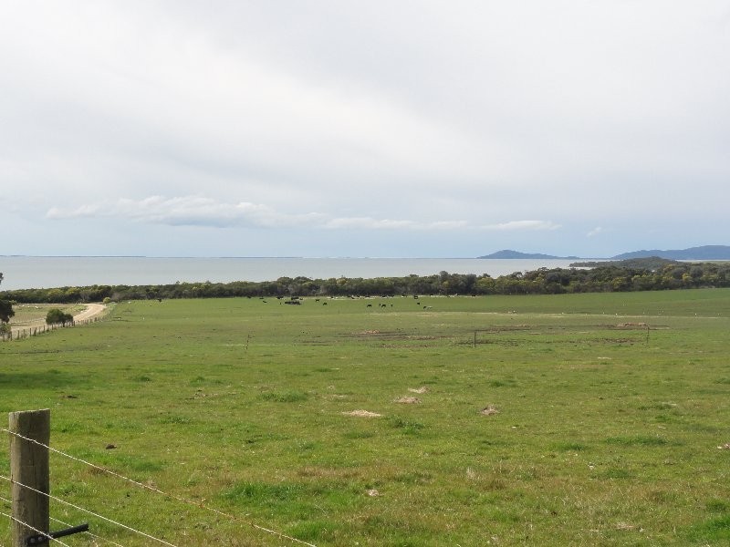 2615 Meeniyan Promontory Rd, Yanakie VIC 3960