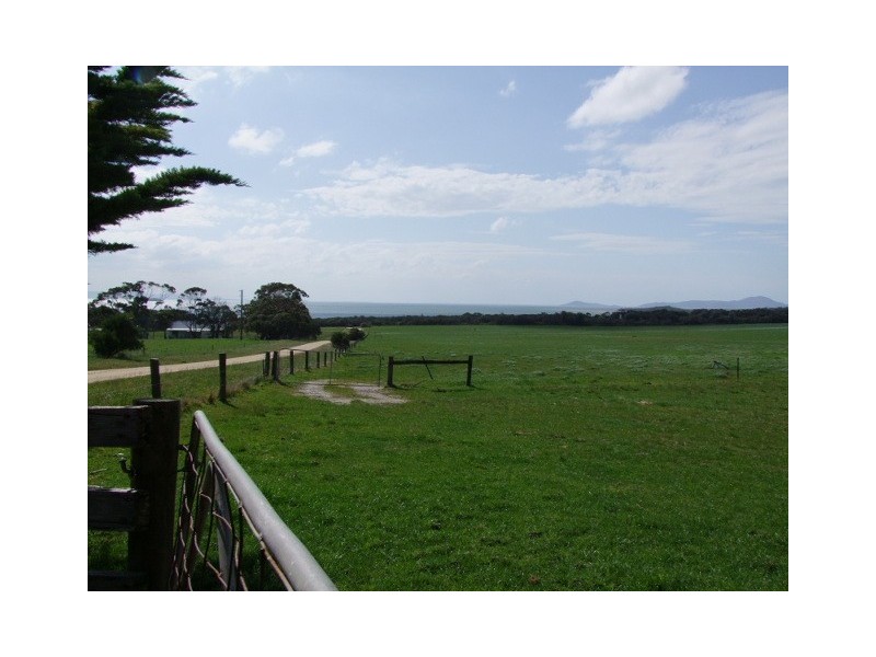 2615 Meeniyan Promontory Rd, Yanakie VIC 3960