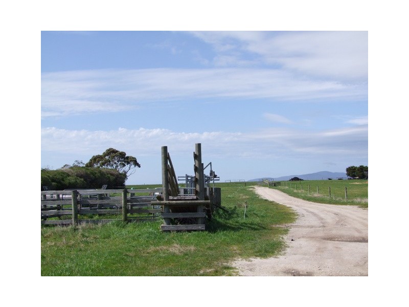 2615 Meeniyan Promontory Rd, Yanakie VIC 3960