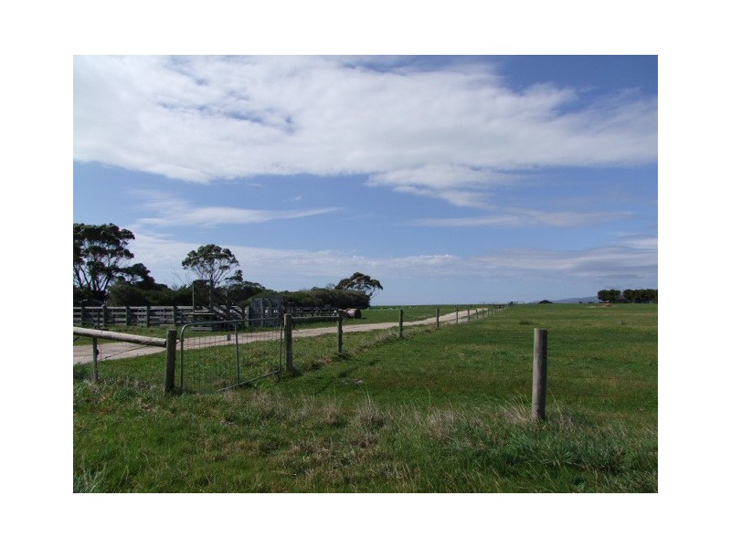 2615 Meeniyan Promontory Rd, Yanakie VIC 3960