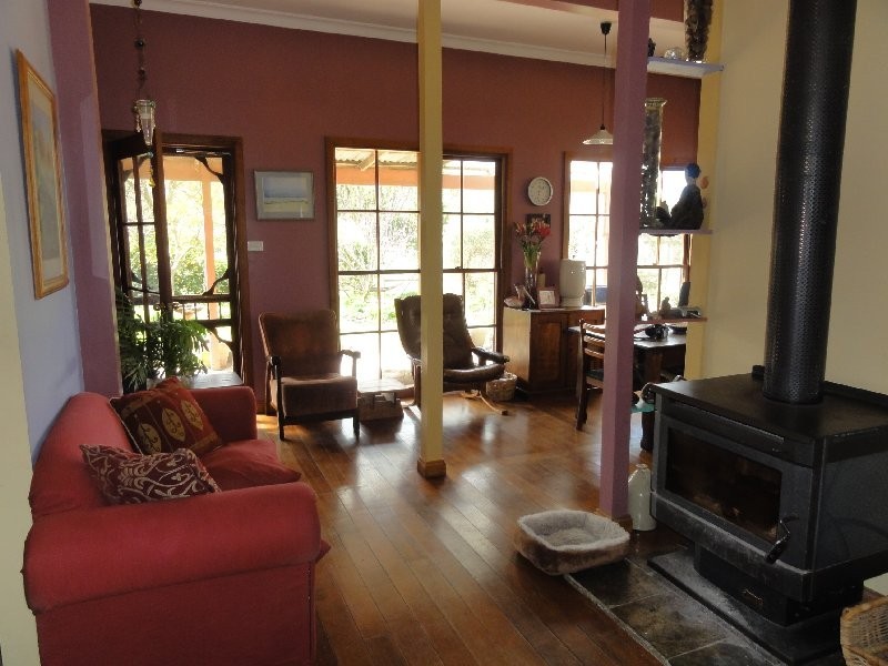 27 Agnes River Rd, Welshpool VIC 3966