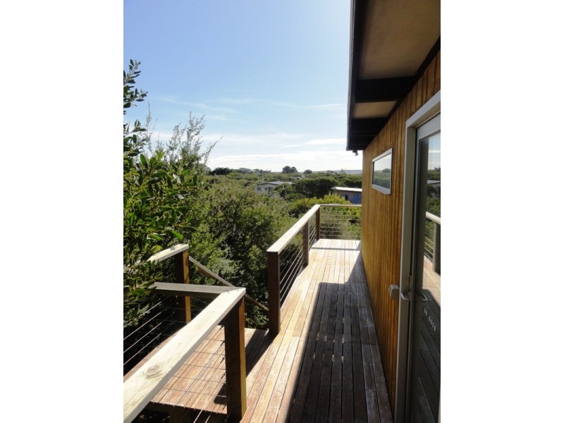 26 Ennisvale Ave, Sandy Point VIC 3959