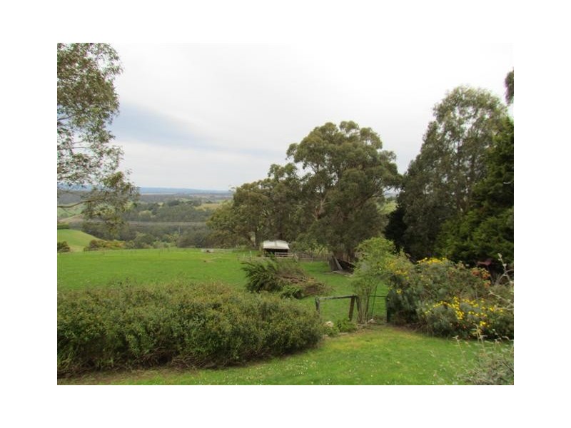 14 Genaro Road, Moe South VIC 3825