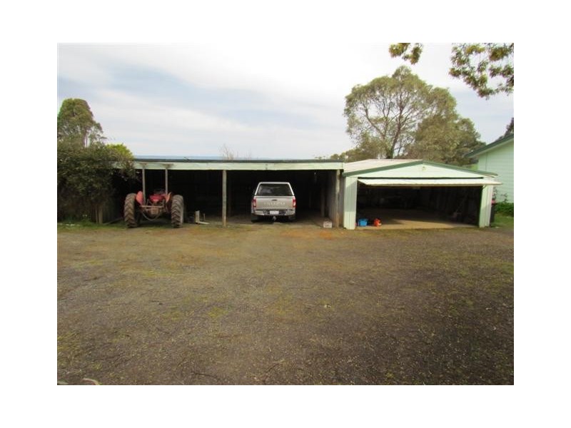 14 Genaro Road, Moe South VIC 3825