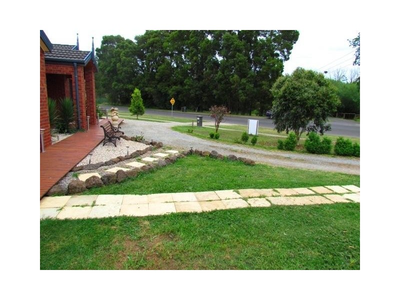 11 Rulemount Road, Warragul VIC 3820