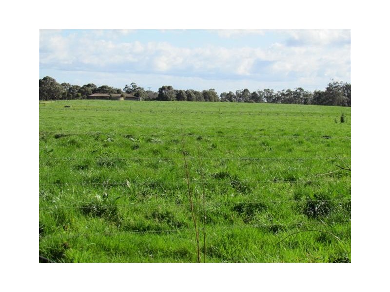 95 A R Gardner Road, Longwarry VIC 3816