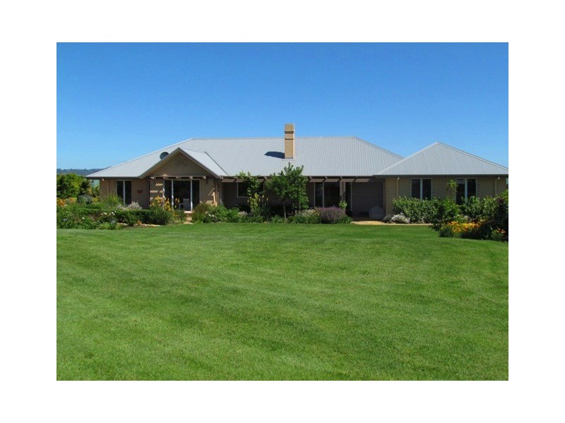 306 Stuhrs Road, Darnum VIC 3822