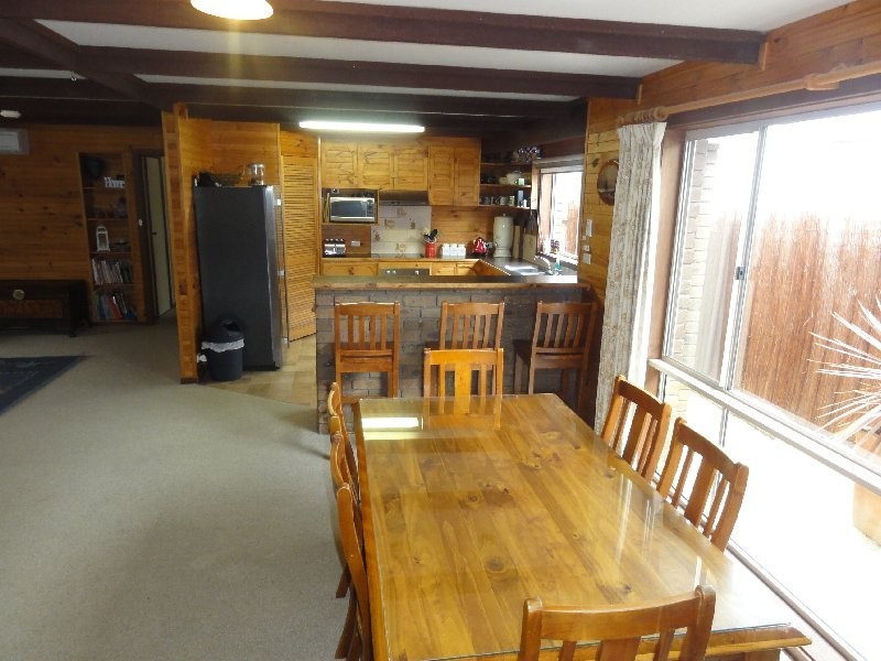 8 Landy Rd, Foster VIC 3960