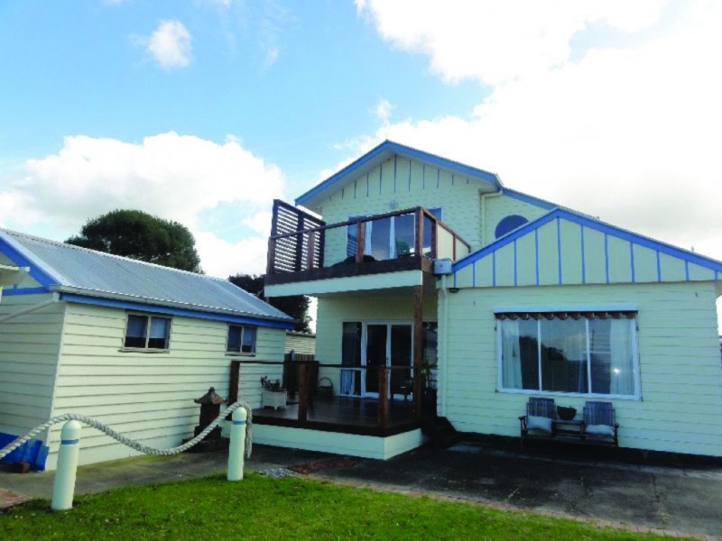 54 Stewart St, Port Welshpool VIC 3965