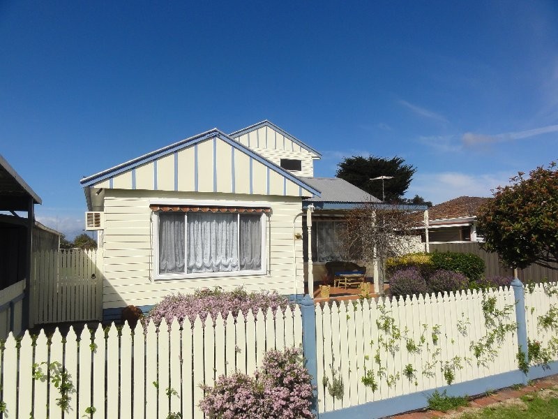 54 Stewart St, Port Welshpool VIC 3965