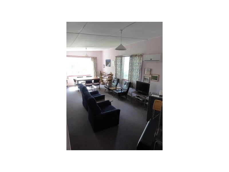 4 Sunshine Rise, Sandy Point VIC 3959