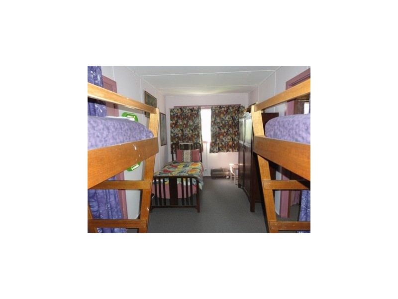 4 Sunshine Rise, Sandy Point VIC 3959