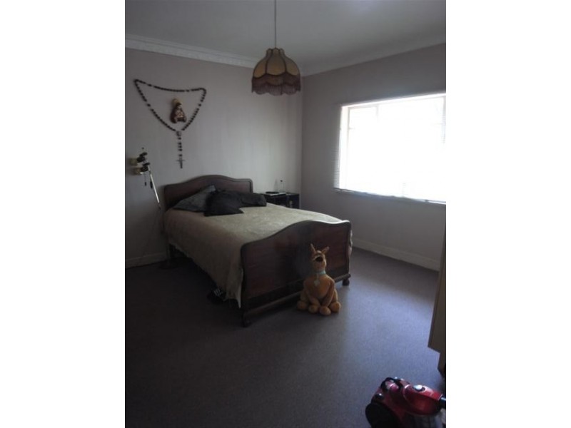 11 Normanby Street, Warragul VIC 3820