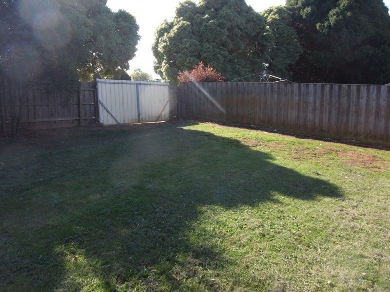 27 Lilleys Road, Warragul VIC 3820