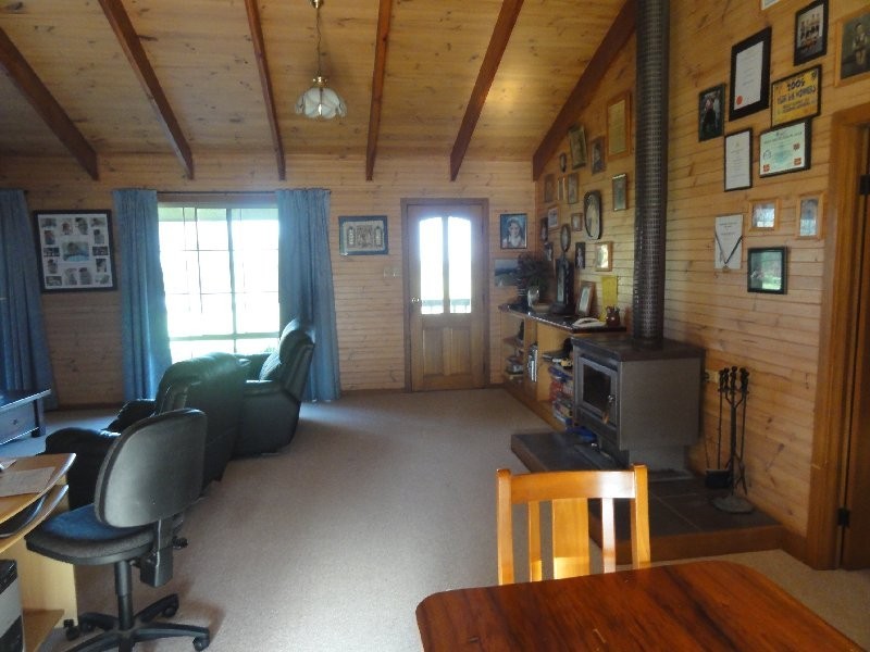 260 Savages Road, Waratah North VIC 3959