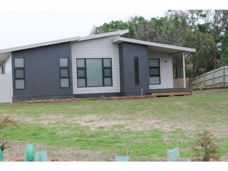 34 Ash Ave, Sandy Point VIC 3959