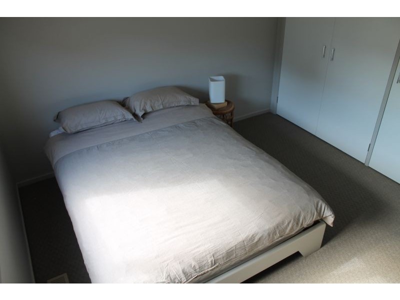 34 Ash Ave, Sandy Point VIC 3959