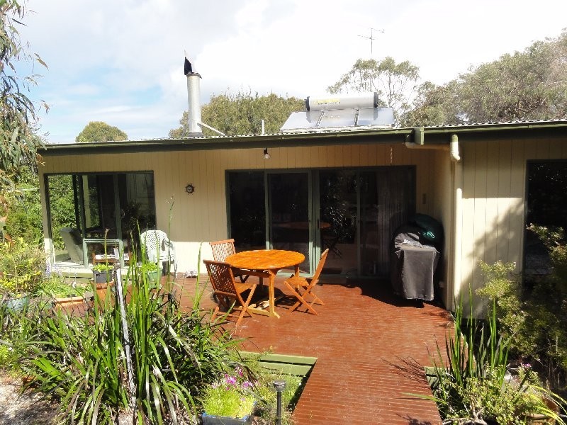 24 Birrahlea Street, Waratah Bay VIC 3959