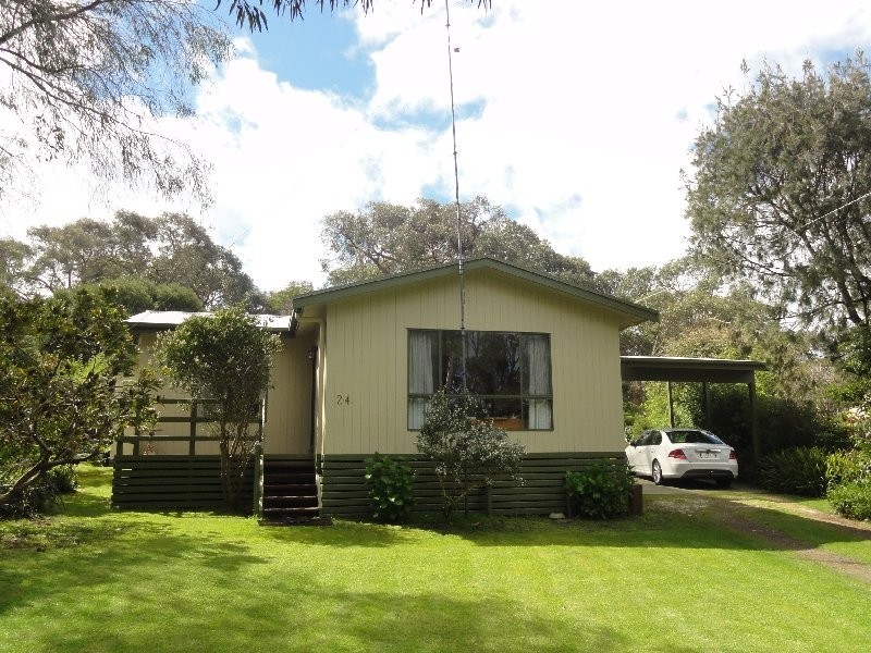 24 Birrahlea Street, Waratah Bay VIC 3959