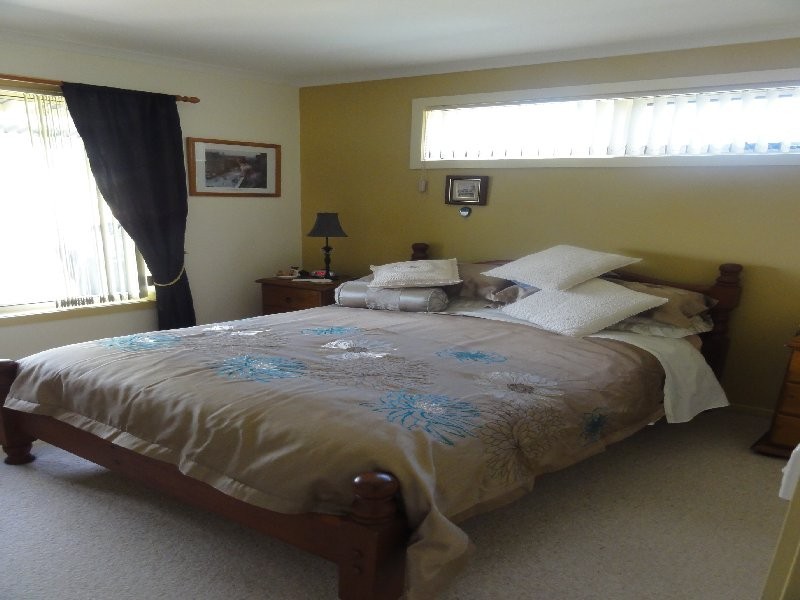22 Hall Road, Foster VIC 3960