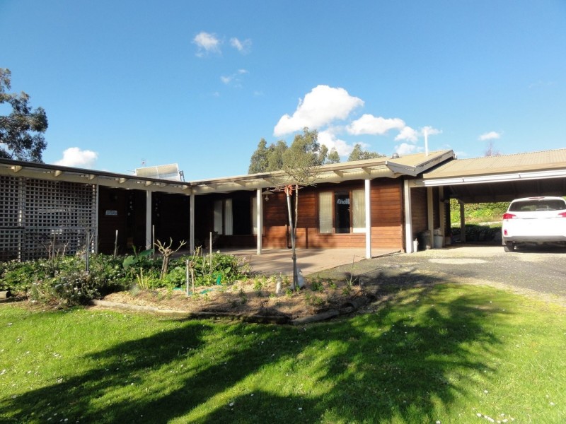 17-19 Brendan Street, Meeniyan VIC 3956