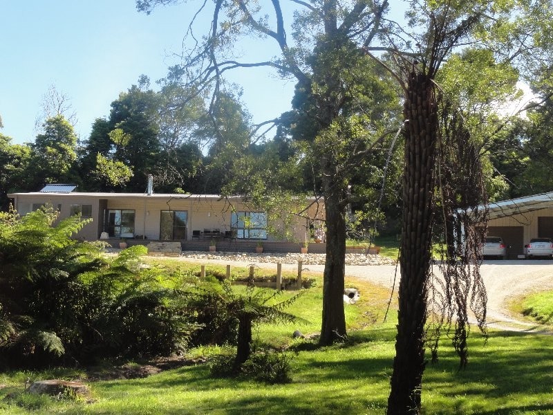 2 Hobsons Road, Foster VIC 3960