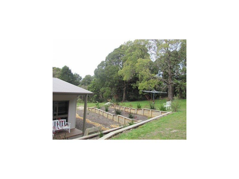 2 Hobsons Road, Foster VIC 3960