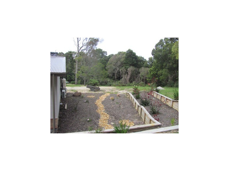 2 Hobsons Road, Foster VIC 3960