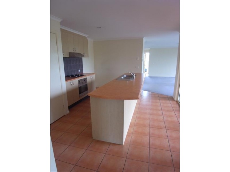 1 Baw Baw Drive, Warragul VIC 3820