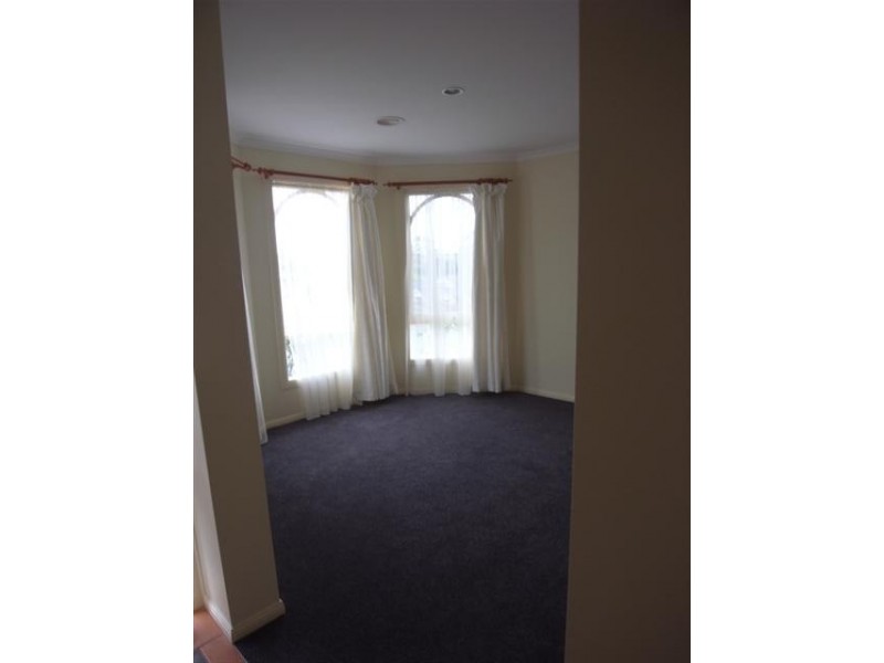 1 Baw Baw Drive, Warragul VIC 3820